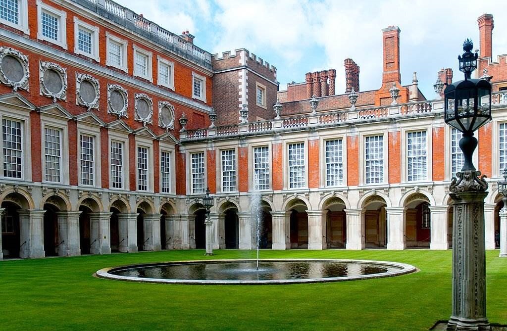 Hampton Court Palace - 30 Top-Rated Tourist Attractions and Things to Do in London - Planet Travel Advisor