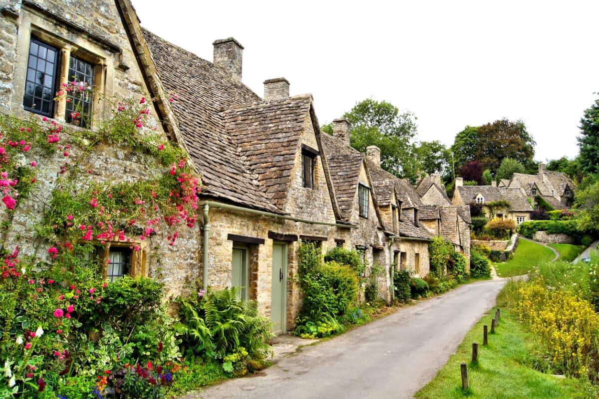 Great Villages to Discover in England - Reasons to Visit England - Planet Travel Advisor Great Villages to Discover in England - Reasons to Visit England - Planet Travel Advisor