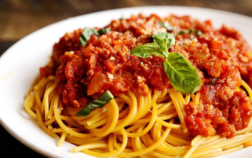 Spaghetti Bolognese - Traditional British Foods - Planet Travel Advisor Spaghetti Bolognese - Traditional British Foods - Planet Travel Advisor