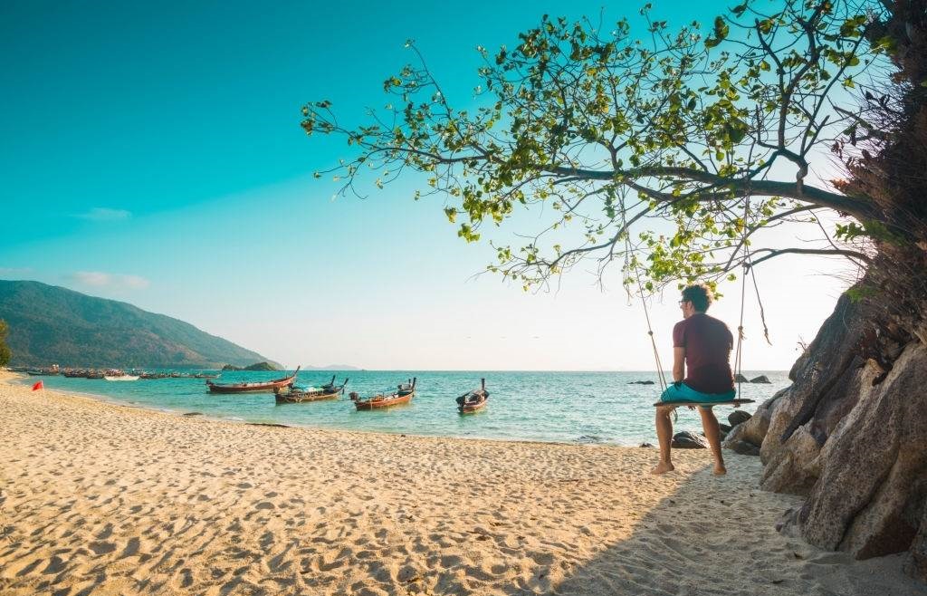 Asia Travel Guide & Advisory 2023/2024