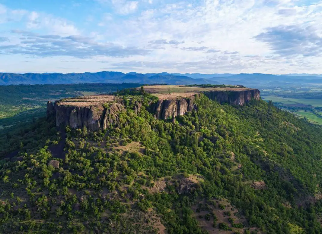 Higher and Lower Table Rock - 12 Top-Rated Attractions and Things to Do in Medford Oregon - Planet Travel Advisor Higher and Lower Table Rock - 12 Top-Rated Attractions and Things to Do in Medford Oregon - Planet Travel Advisor
