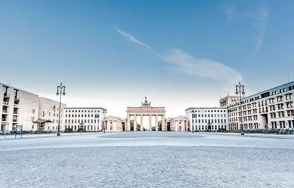 Brandenburg Gate - Attractions to Visit in Europe - Europe Travel Guide - Planet Travel Advisor Brandenburg Gate - Attractions to Visit in Europe - Europe Travel Guide - Planet Travel Advisor