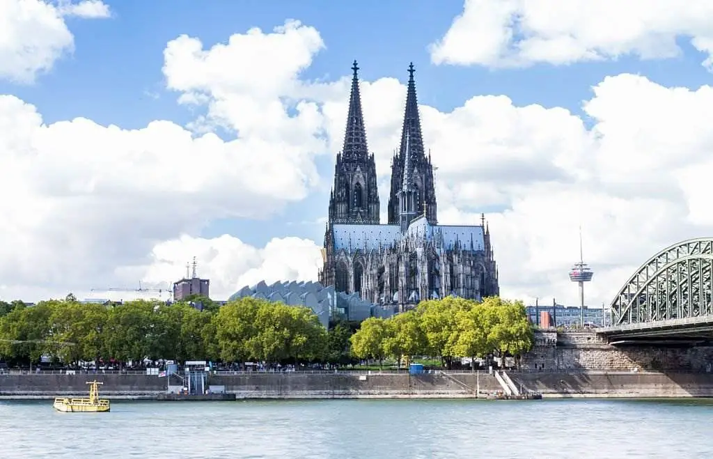 Cologne Cathedral - Attractions to Visit in Europe - Europe Travel Guide - Planet Travel Advisor Cologne Cathedral - Attractions to Visit in Europe - Europe Travel Guide - Planet Travel Advisor