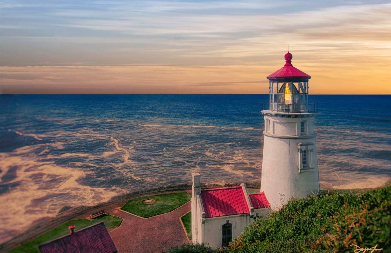 Heceta Head Beacon Florence OR - Top-Rated Things to Do in Florence, OR - Planet Travel Advisor
