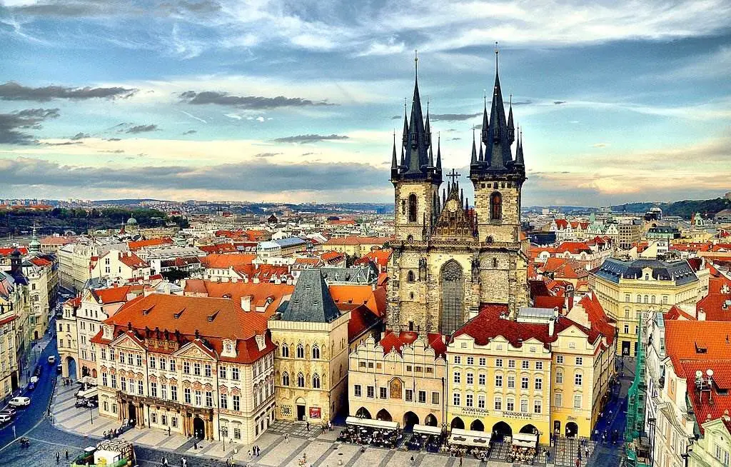 Prague Castle - Attractions to Visit in Europe - Europe Travel Guide - Planet Travel Advisor Prague Castle - Attractions to Visit in Europe - Europe Travel Guide - Planet Travel Advisor