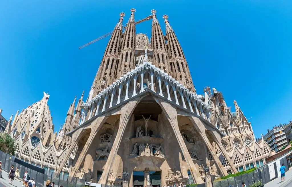 Sagrada Familia - Attractions to Visit in Europe - Europe Travel Guide - Planet Travel Advisor Sagrada Familia - Attractions to Visit in Europe - Europe Travel Guide - Planet Travel Advisor