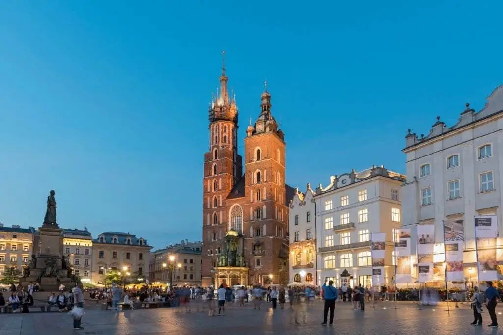 St. Mary’s Basilica - Attractions to Visit in Europe - Europe Travel Guide - Planet Travel Advisor St. Mary’s Basilica - Attractions to Visit in Europe - Europe Travel Guide - Planet Travel Advisor