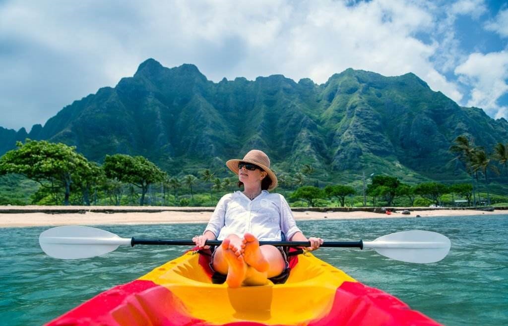 Woman Kayaking, Oahu, Hawaii, America, USA - Recommendation for Visit Hawaii in January - Planet Travel Advisor