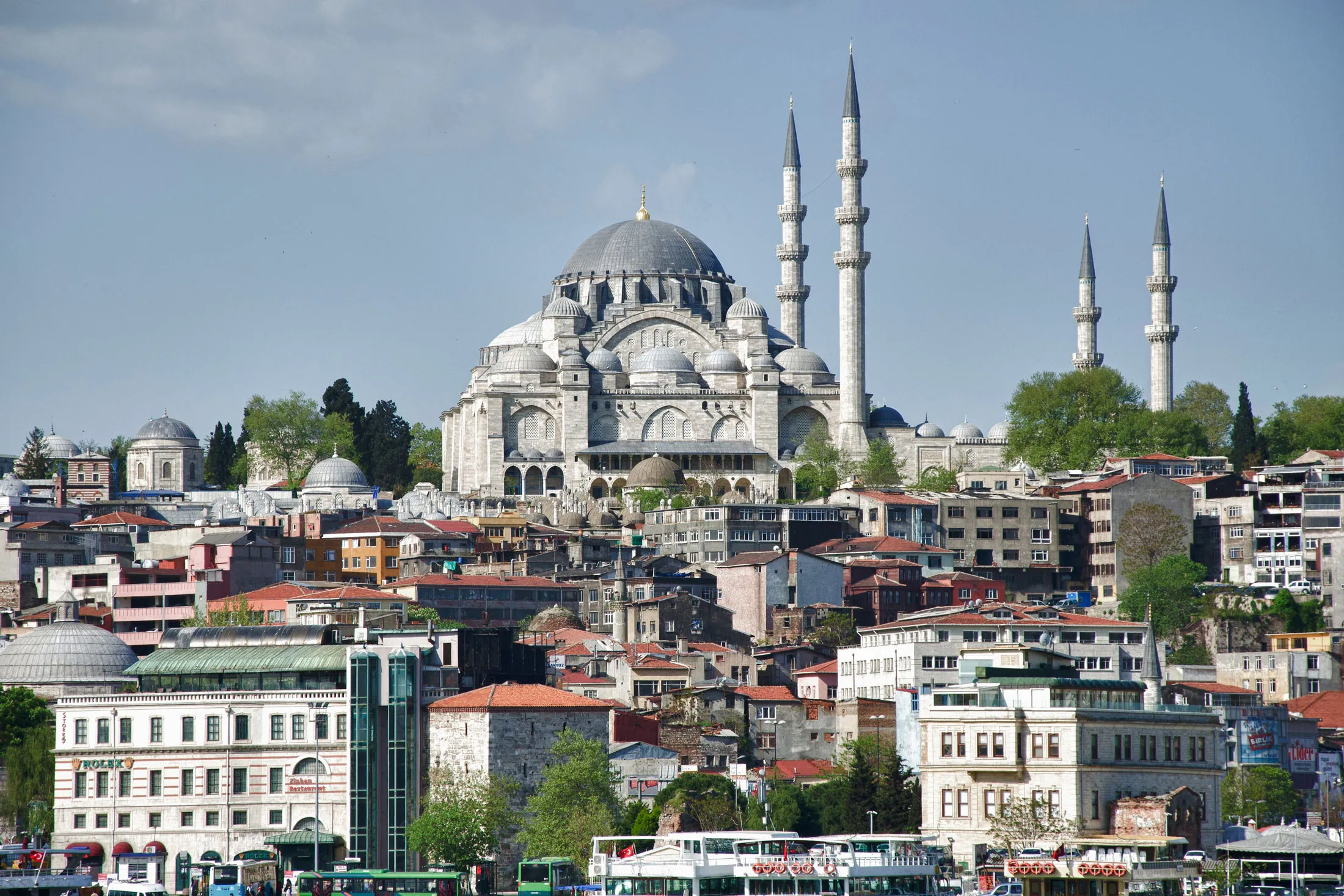 Where to Travel in March 2027: Best Countries and Cities
