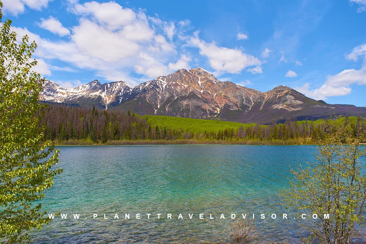 Canada - Countries to Travel for Solo Travelers - Planet Travel Advisor