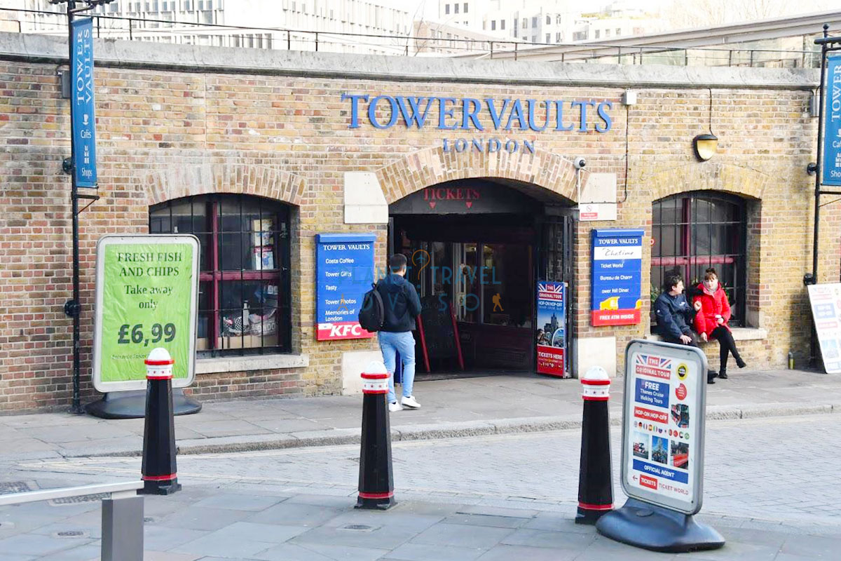 Cafes at the London Tower - Planet Travel Advisor Cafes at the London Tower - Planet Travel Advisor