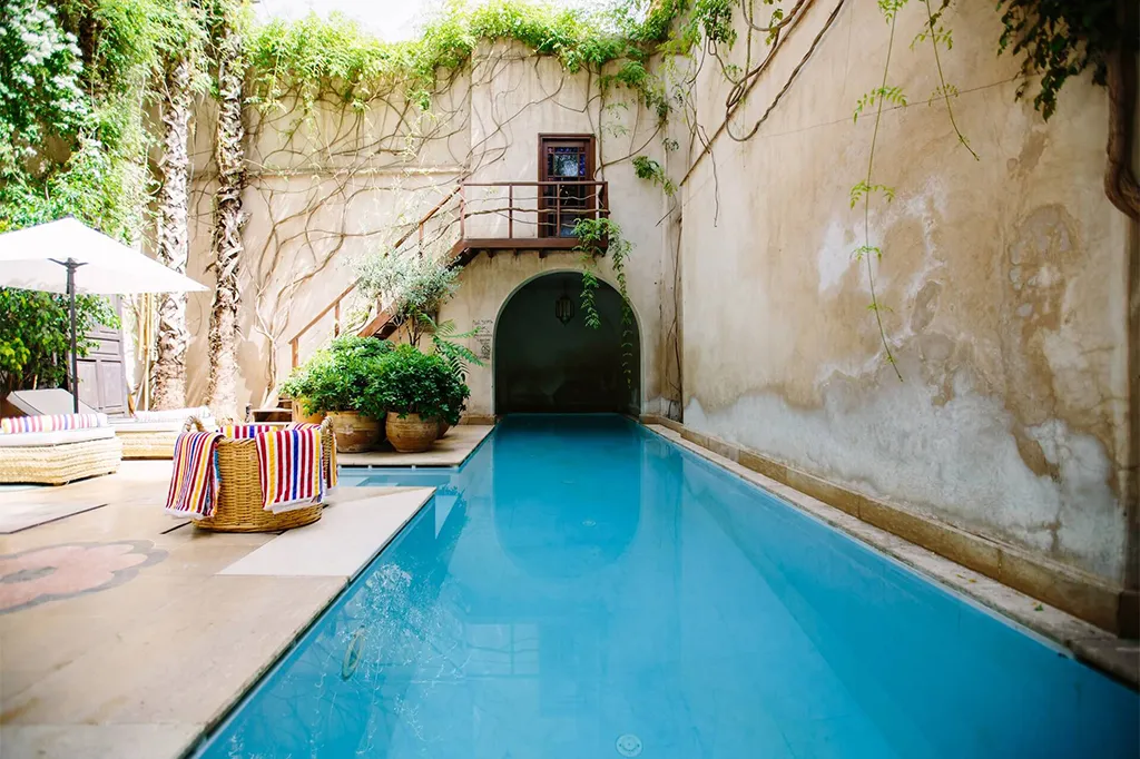 Sign up for hotel loyalty programs - Best Time for Booking Hotels Prices - Planet Travel Advisor