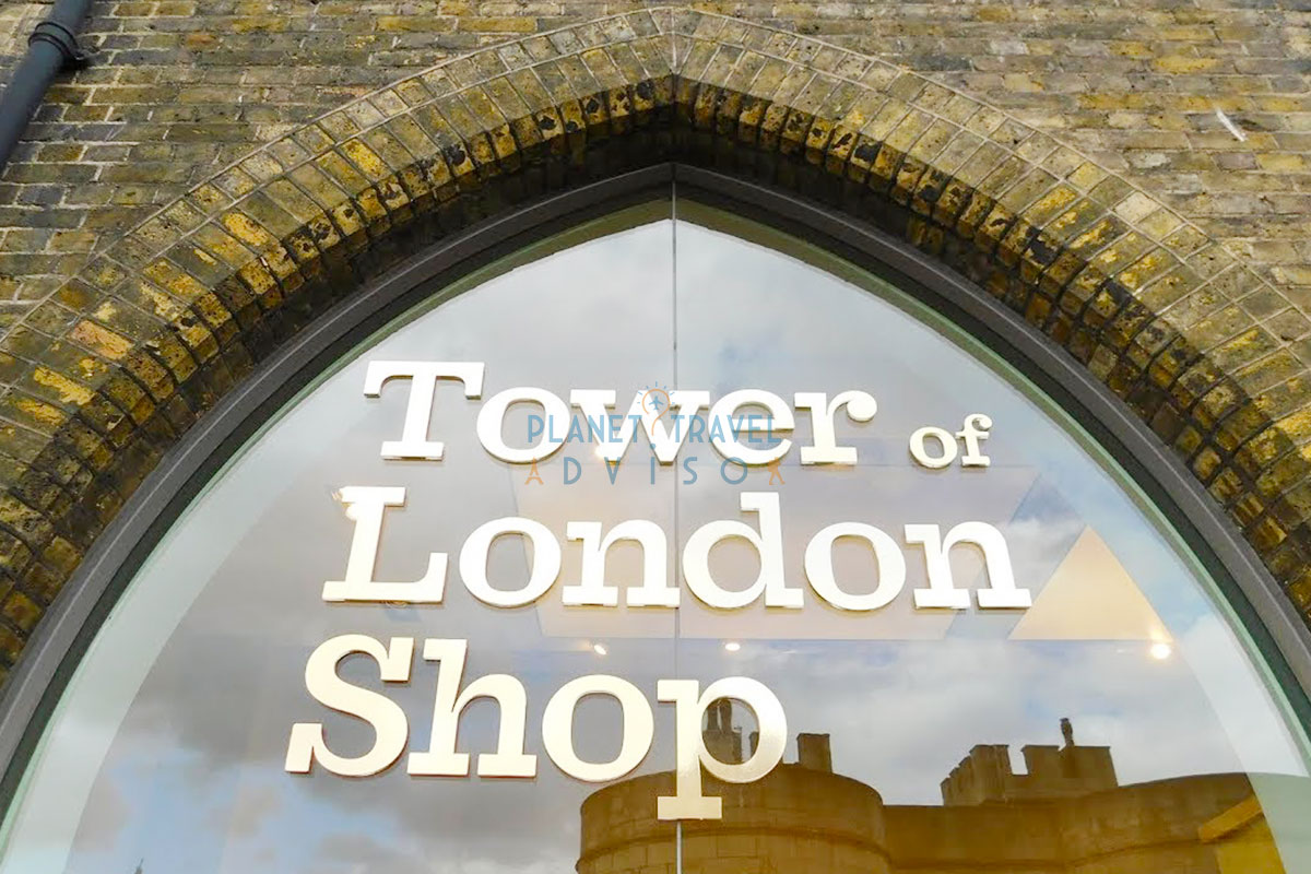 Souvenir Shops and Gift Options - Planet Travel Advisor Souvenir Shops and Gift Options - Planet Travel Advisor