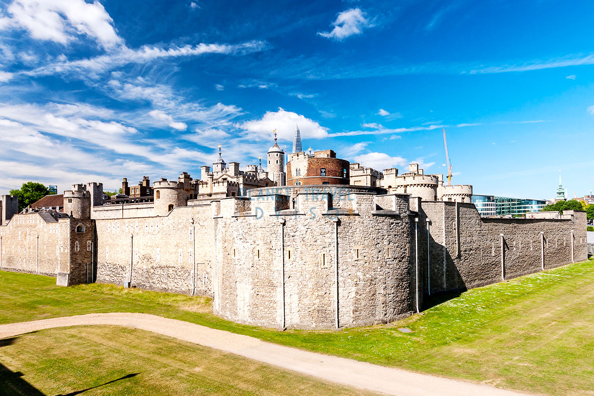 Tower of London - Castles and Palaces in England - Planet Travel Advisor Tower of London - Castles and Palaces in England - Planet Travel Advisor