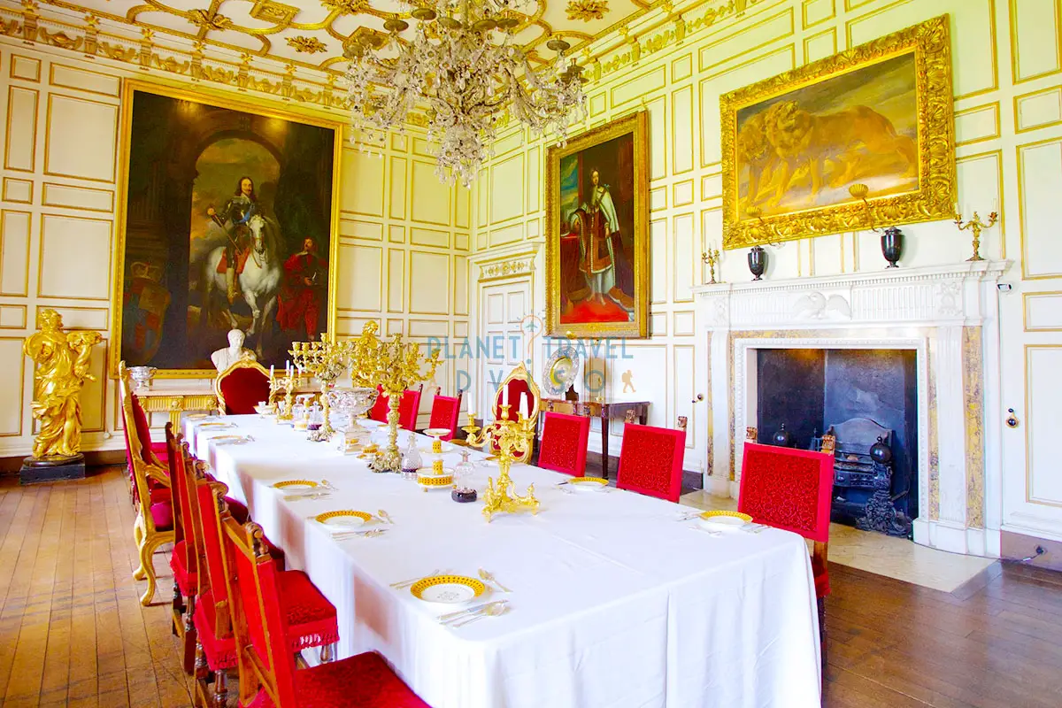 Interesting Ten Facts about Warwick Castle - Planet Travel Advisor Interesting Ten Facts about Warwick Castle - Planet Travel Advisor
