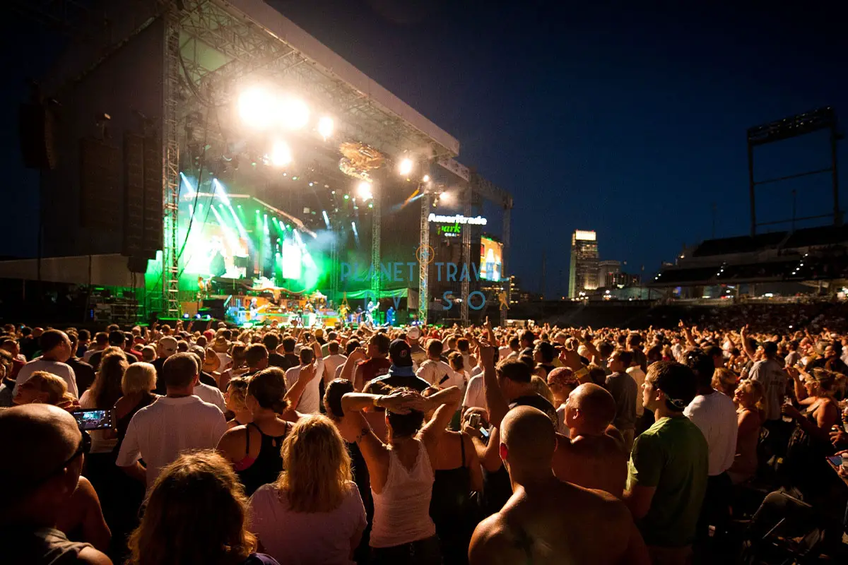 Live Music in Omaha at Night - Planet Travel Advisor Live Music in Omaha at Night - Planet Travel Advisor