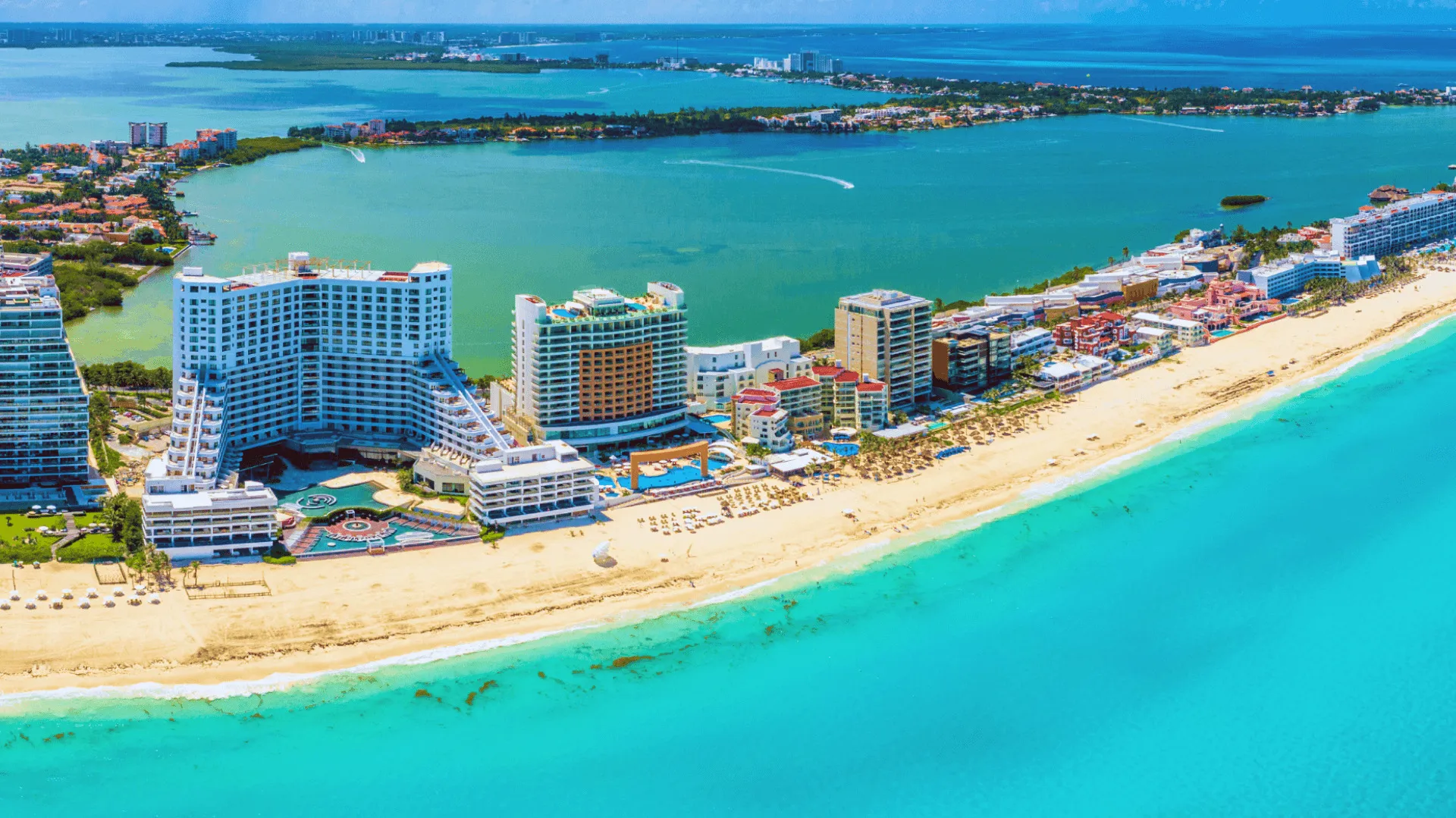 Cancun Resort - Where to Travel in August - Planet Travel Advisor