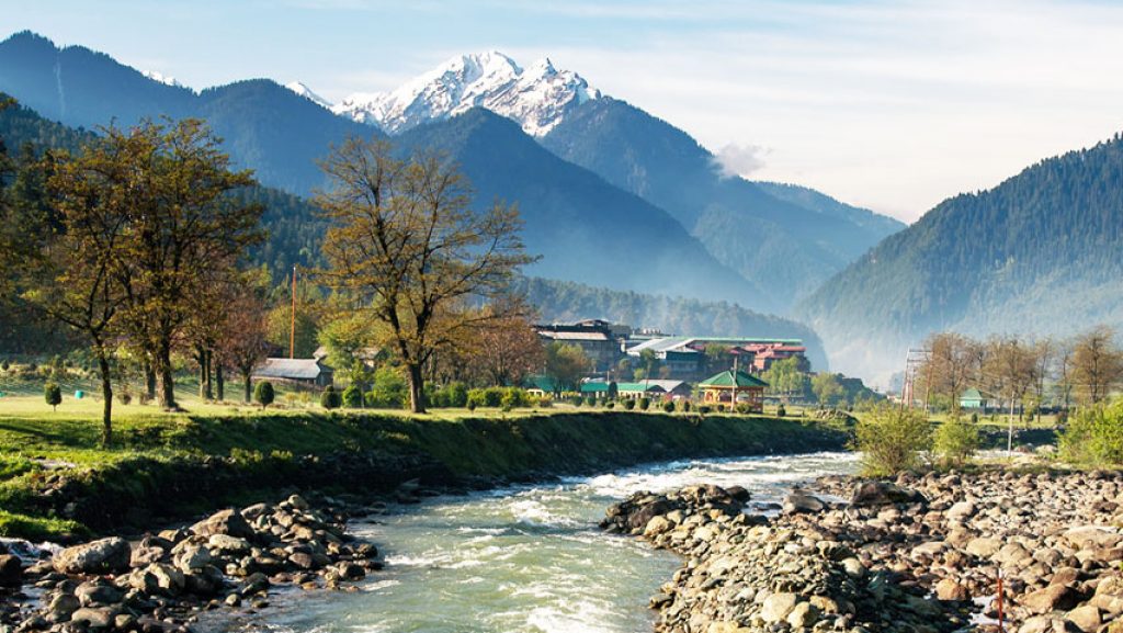 Pahalgam Hill Station - Where to Travel in April - Planet Travel Advisor Pahalgam Hill Station - Where to Travel in April - Planet Travel Advisor