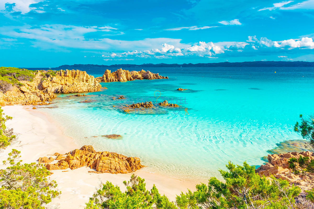 Spiaggia Rosa, Budelli, Italy - Planet Travel Advisor Spiaggia Rosa, Budelli, Italy - Planet Travel Advisor