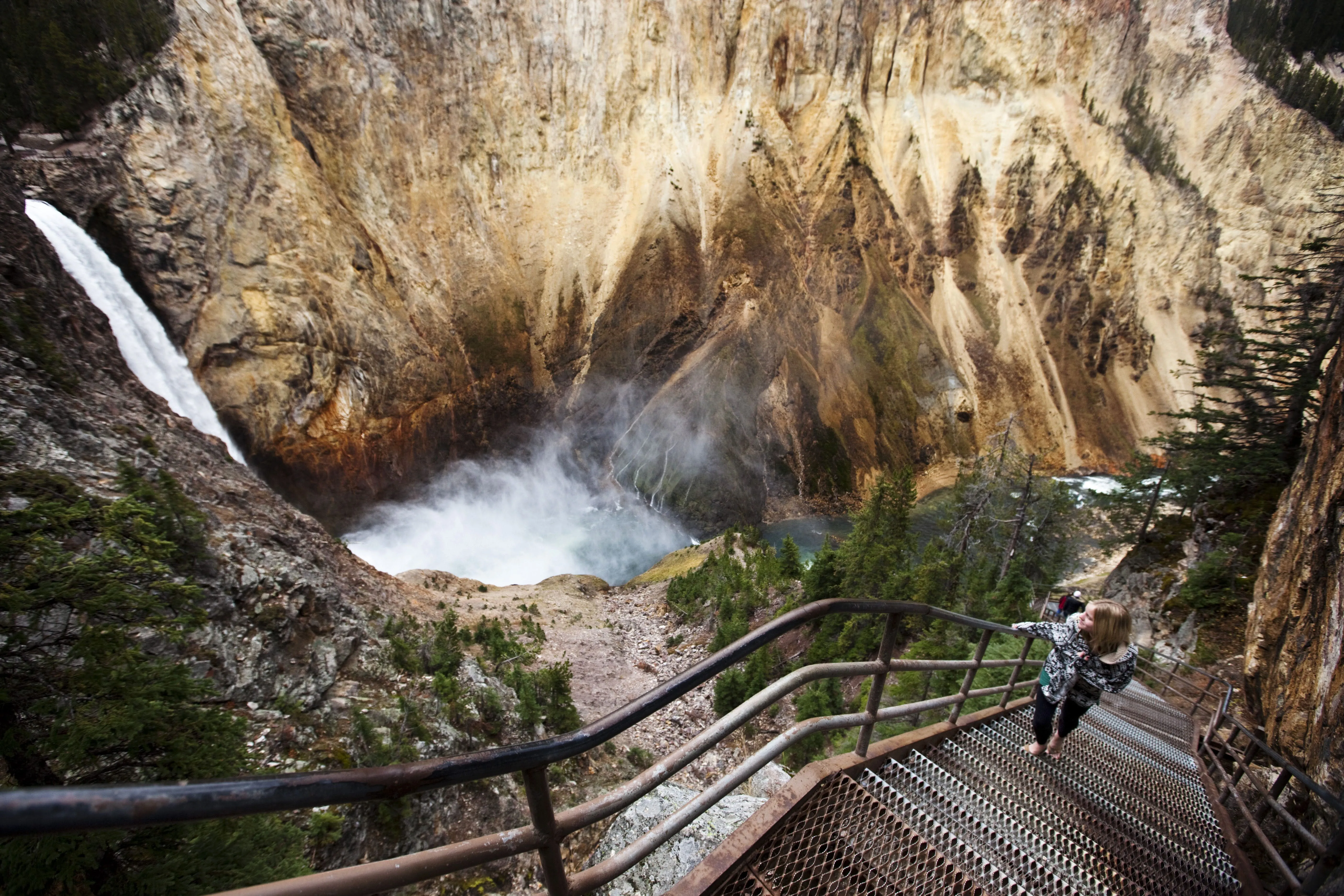 Yellowstone National Park - Where to travel in may - Planet Travel Advisor