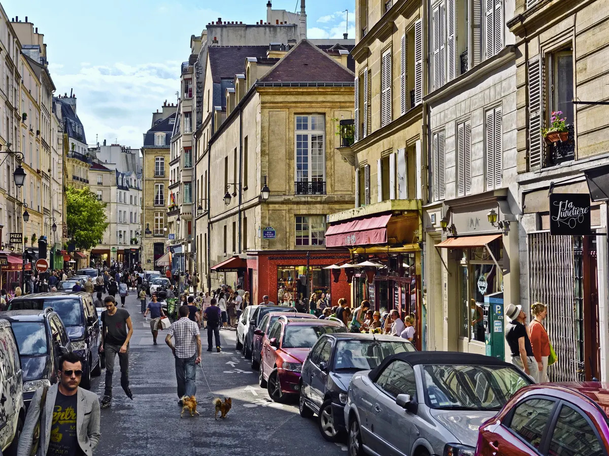 Paris Marais The Guardian - Best Shopping Places in France - Planet Travel Advisor Paris Marais The Guardian - Best Shopping Places in France - Planet Travel Advisor