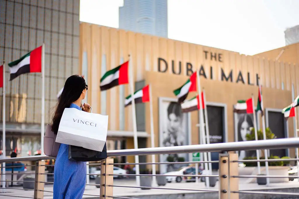 Dubai Mall - Best Time to Visit Dubai - Planet Travel Advisor