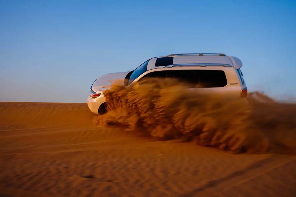 Dune Bashing Dubai - Best Time to Visit Dubai - Planet Travel Advisor