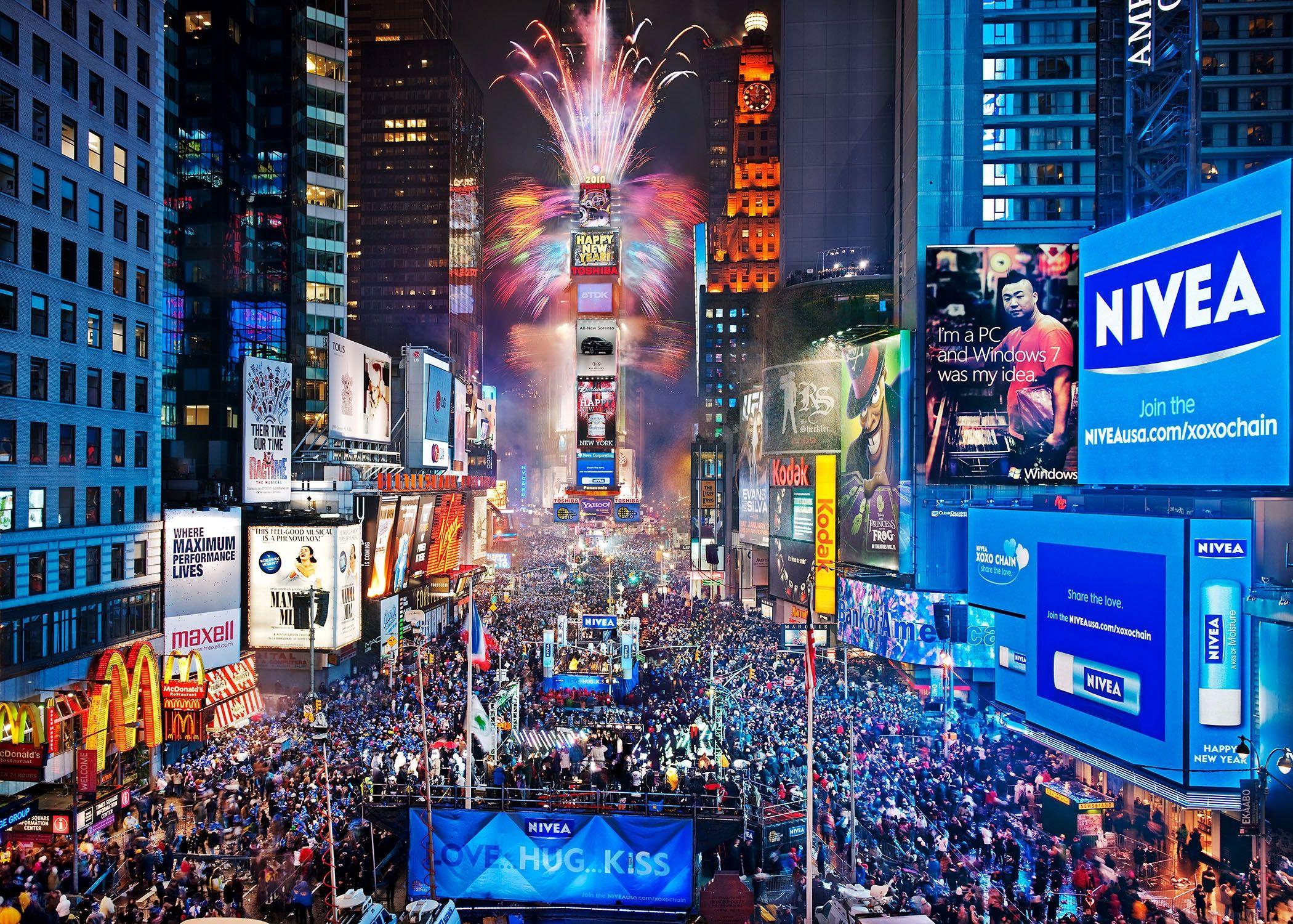 Times-Square-in-USA-41-Top-Rated-Attractions-Things-to-Do-in-USA-Planet-Travel-Advisor