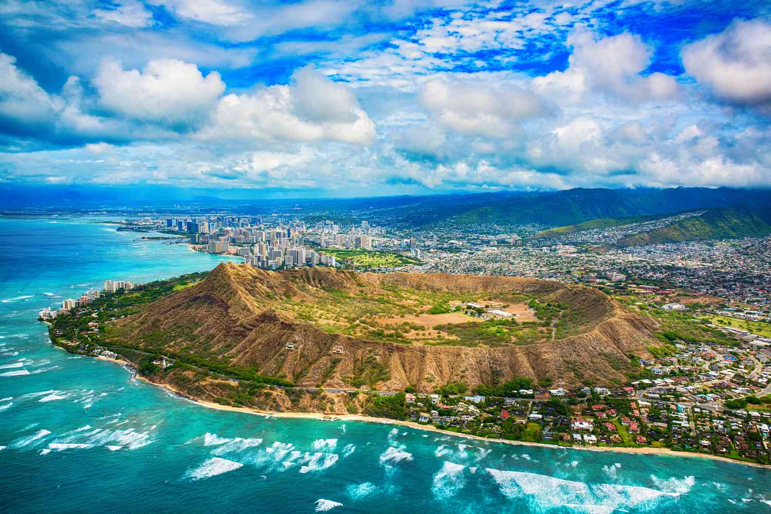 Diamond Head State Monument - Hawaii Weather in October - Planet Travel Advisor