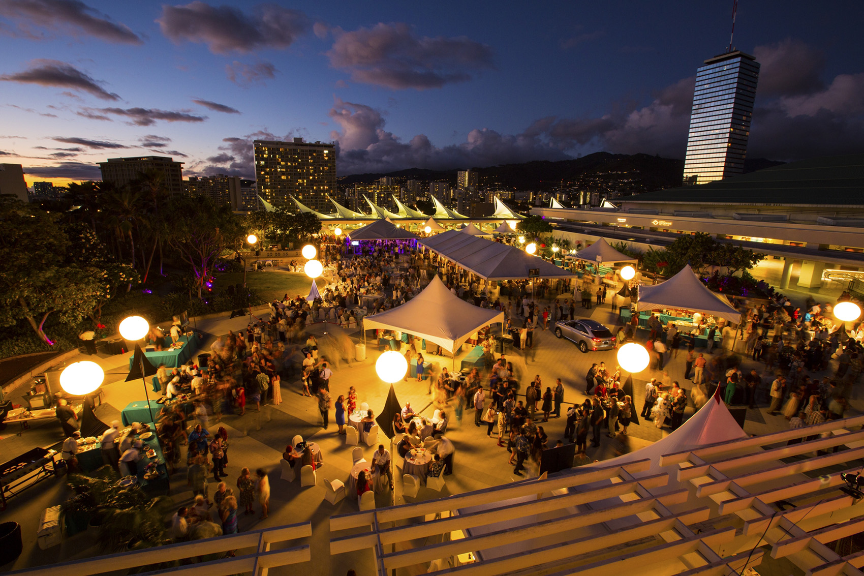 Hawaii Convention Center - Hawaii Weather in October - Planet Travel Advisor