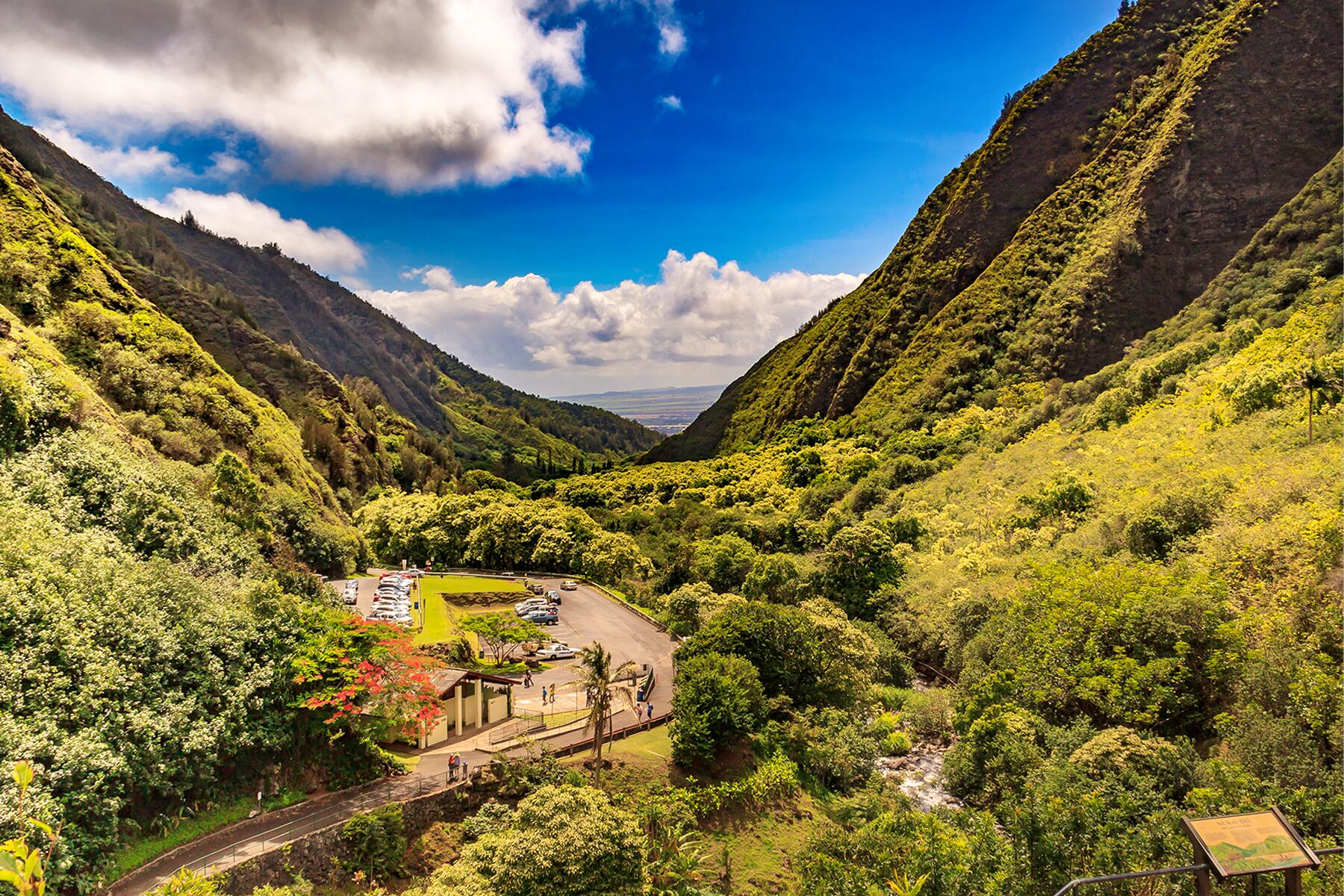 ʻĪao Valley State Monument - Hawaii Weather in October - Planet Travel Advisor