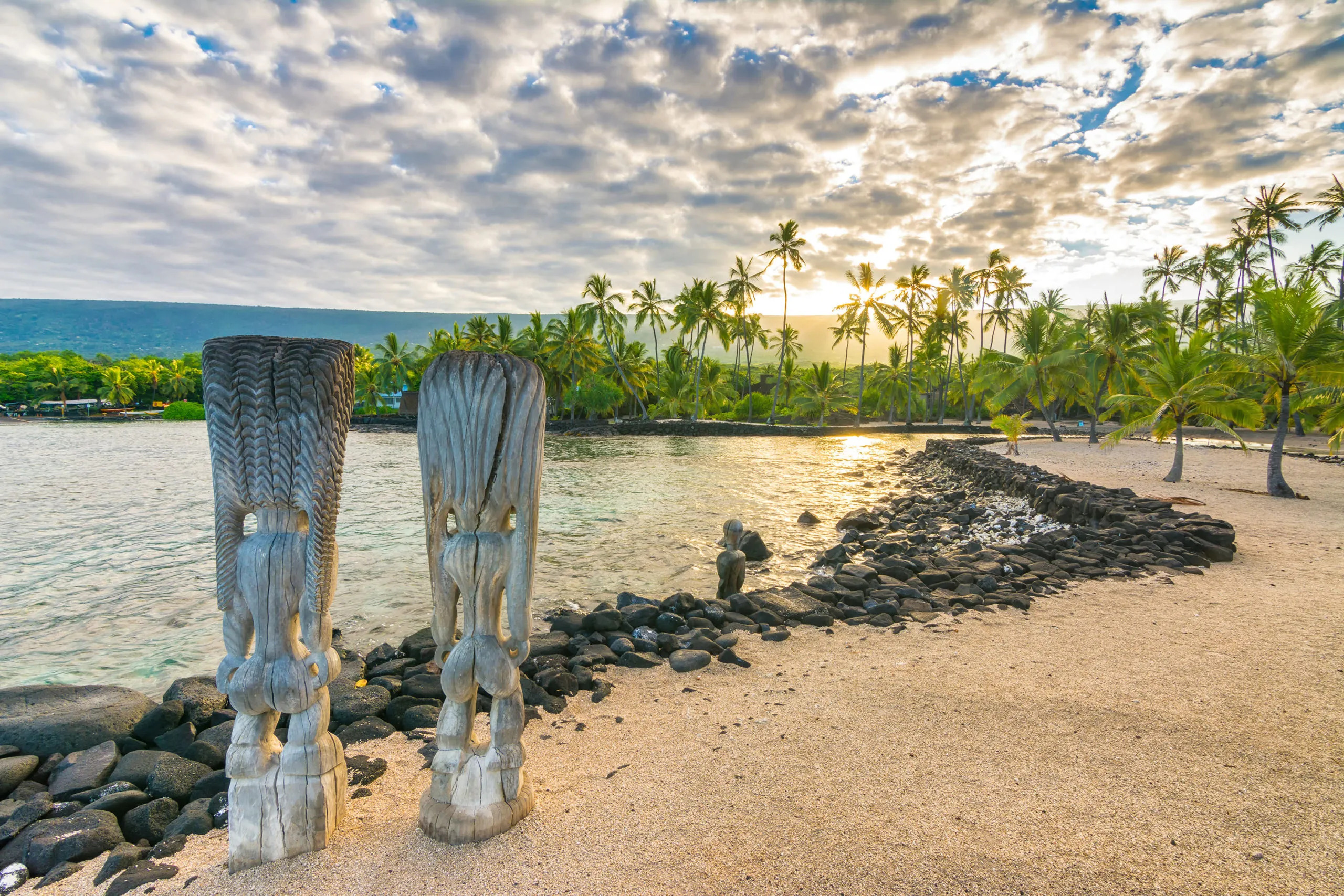 Pu'uhonua O Honaunau National Historical Park - Hawaii Weather in October - Planet Travel Advisor