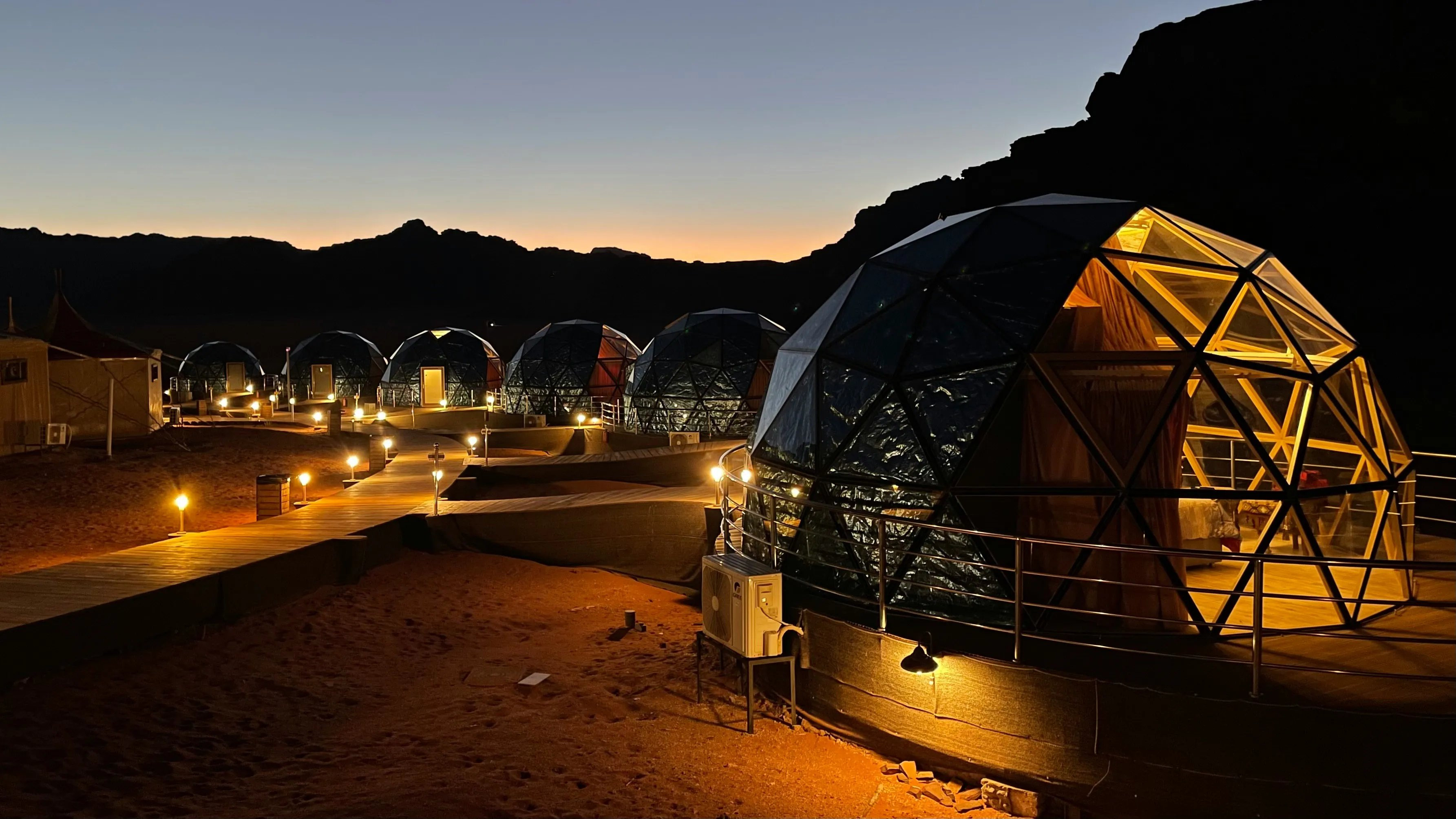 4 Days Petra, Wadi Rum, Dead Sea & Aqaba Trip