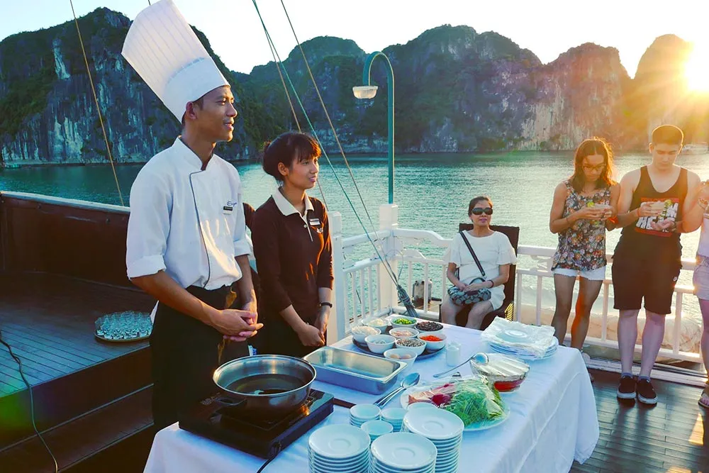 15 Days Impressive Vietnam Trip Package
