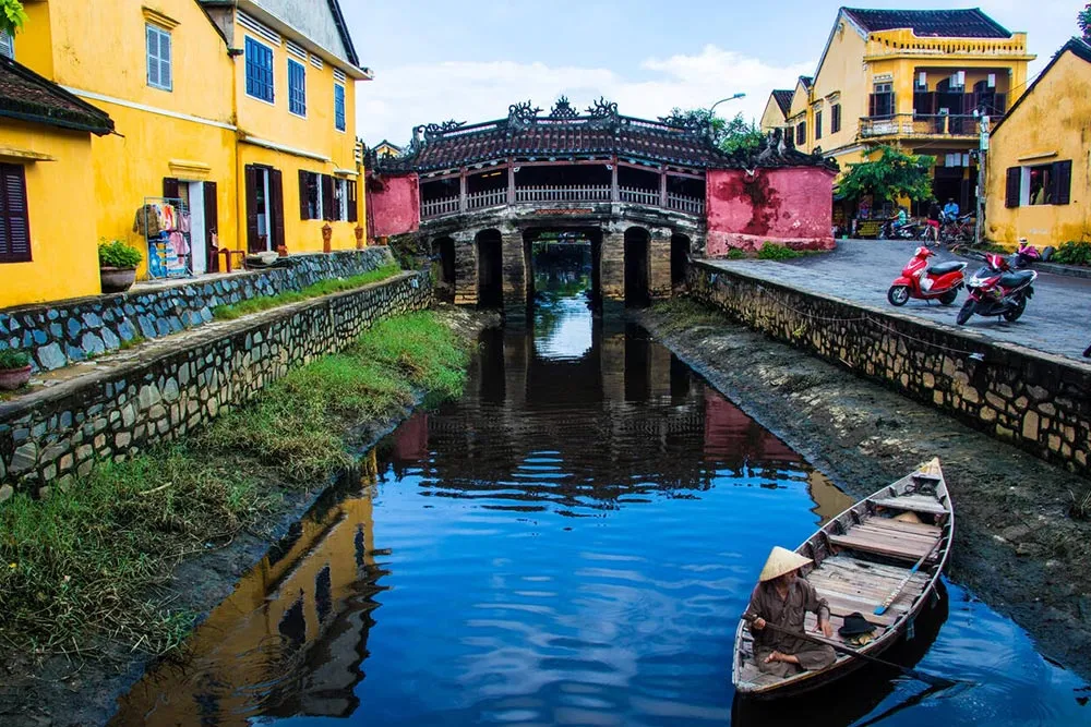 15 Days Impressive Vietnam Trip Package