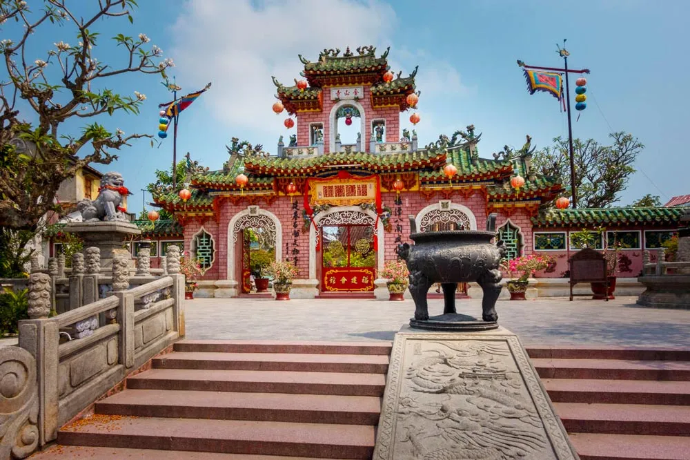 Discover Vietnam on a 21 Day Journey