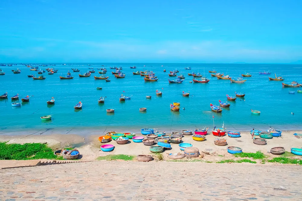 6 Days Saigon to Mui Ne Beach Vacation