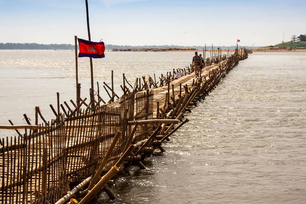 9 Days Angkor and Mekong Expeditions Package