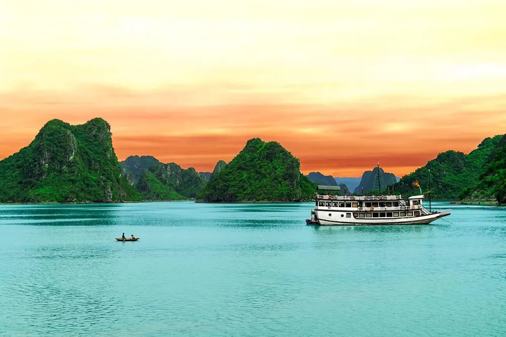 Cat Hai in Halong Bay - Planet Travel Advisor
