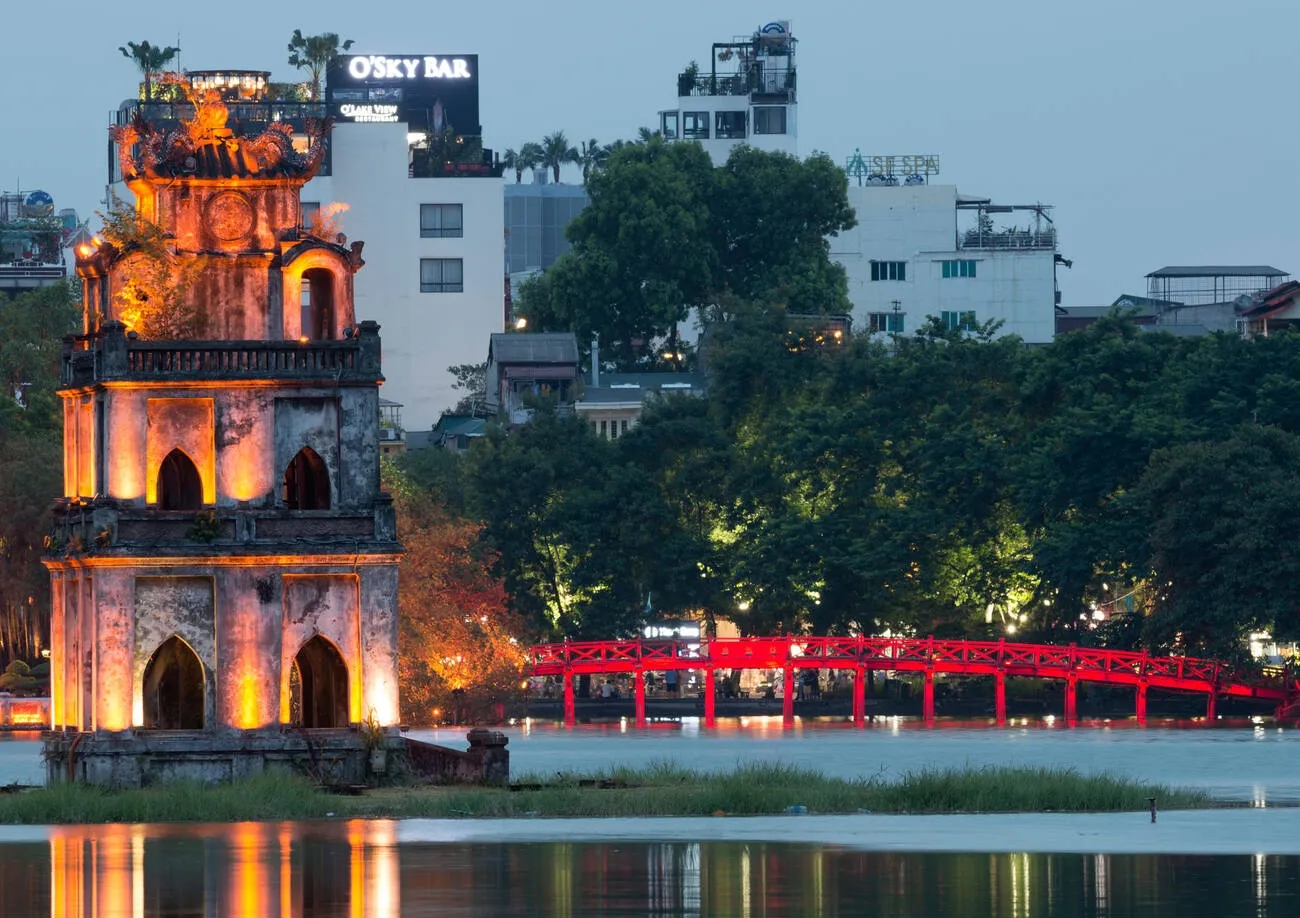 First-Time Traveler's Guide to Hoan Kiem Lake, Hanoi - Planet Travel Advisor