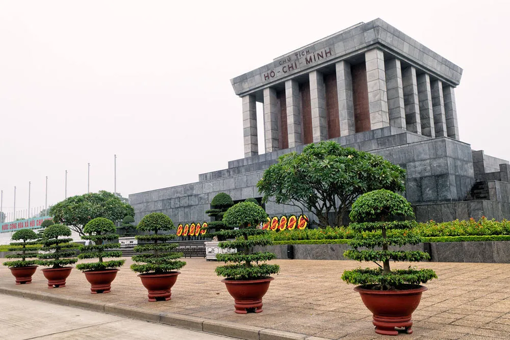 Ho Chi Minh Mausoleum - Planet Travel Advisor