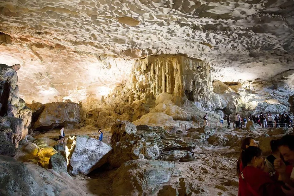 Inside Sung Sot Cave - Planet Travel Advisor
