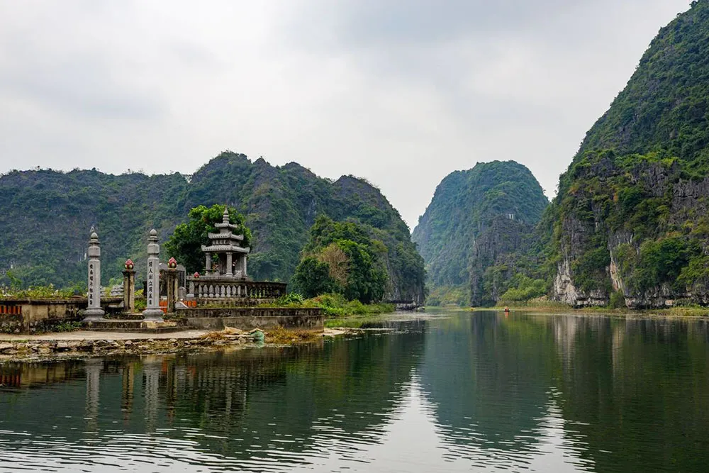Temples of Tam Coc Caves - Planet Travel Advisor