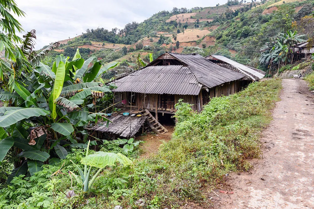 Traditional Black Lo Lo Village (Ethnic Minority Group) - Planet Travel Advisor