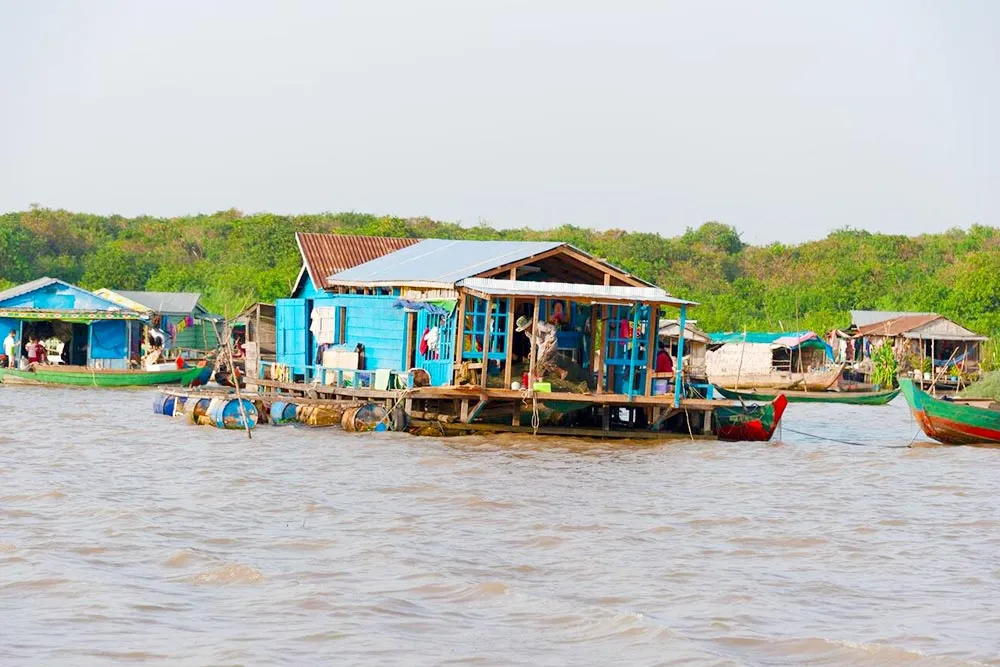 Chong Kneas Floating Village Overview - Planet Travel Advisor