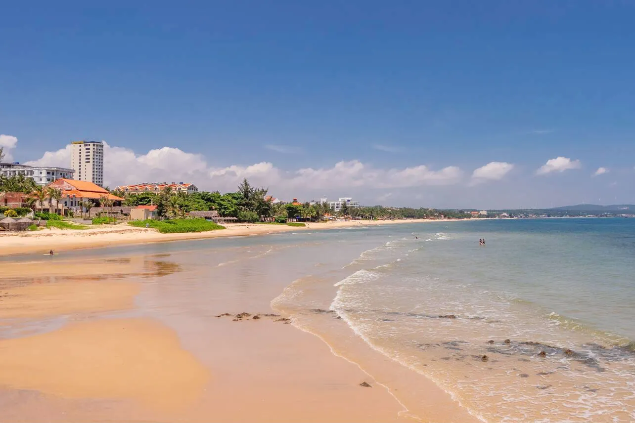 Discover the Top 8 Mui Ne Beaches for an Unforgettable Vacation