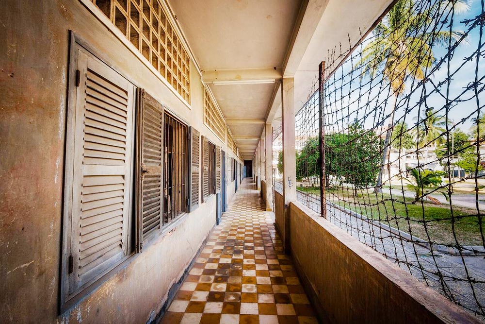 Tuol Sleng Genocide Museum S-21 in Phnom Penh - Planet Travel Advisor Tuol Sleng Genocide Museum S-21 in Phnom Penh - Planet Travel Advisor