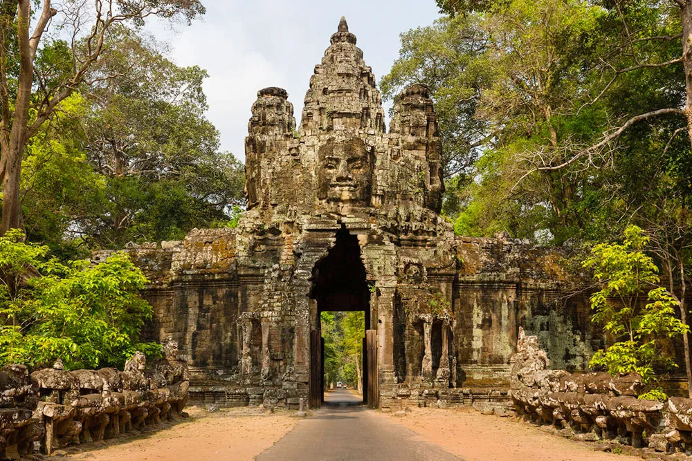 Victory Gate in the East of Angkor Thom - Planet Travel Advisor