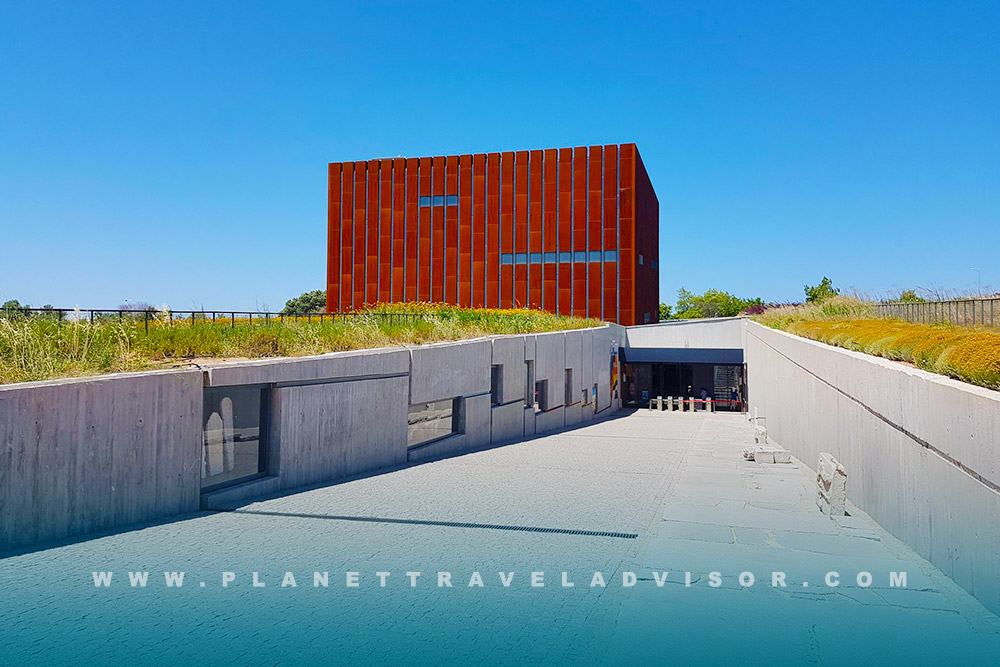 Entry Ramp to Troy Museum - Planet Travel Advisor.jpg