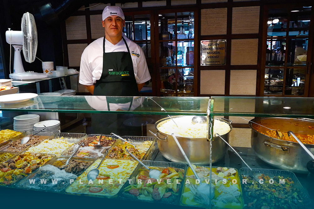 Eating and Drinking on İstiklal Caddesi - Planet Travel Advisor.jpg